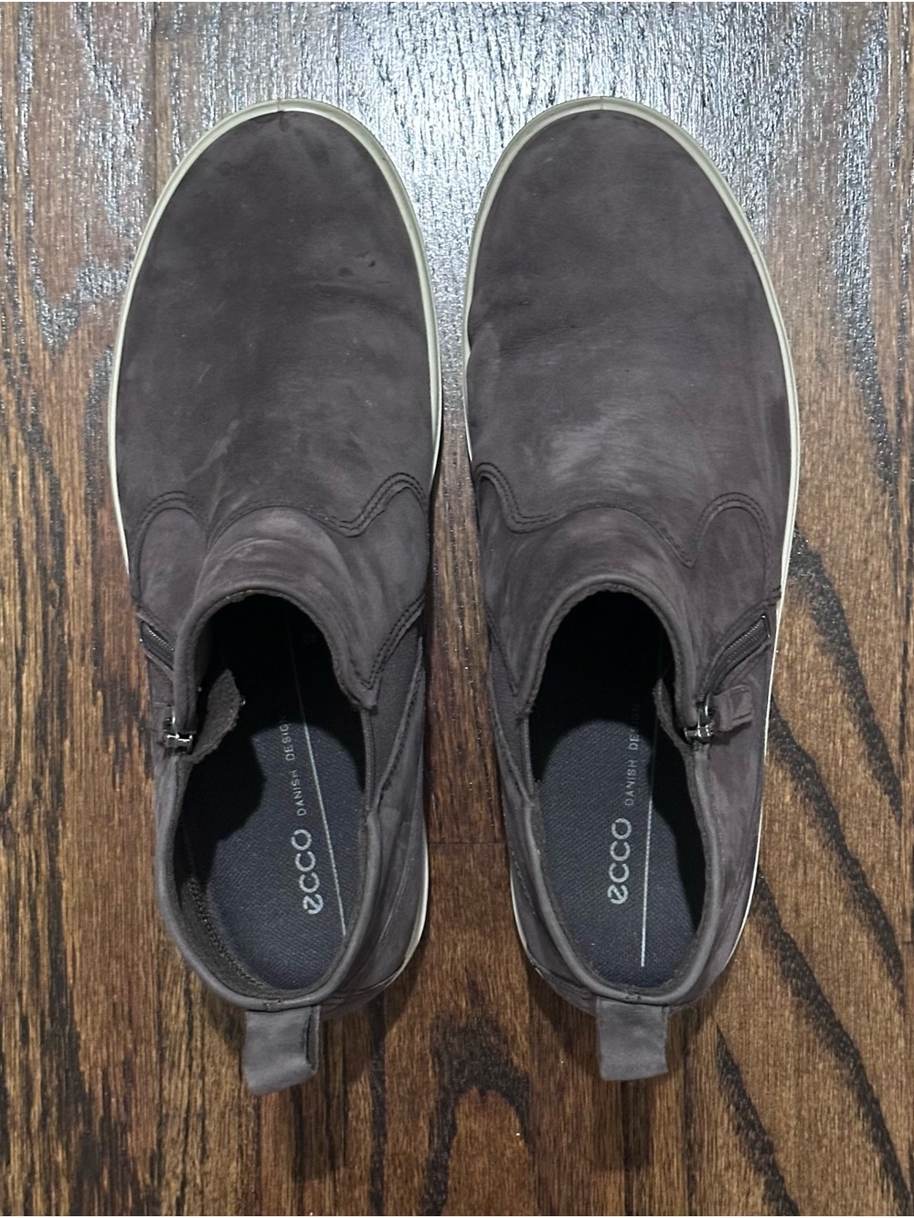 Ecco Women’s Slip-On Loafers in Dark Brown Nubuck